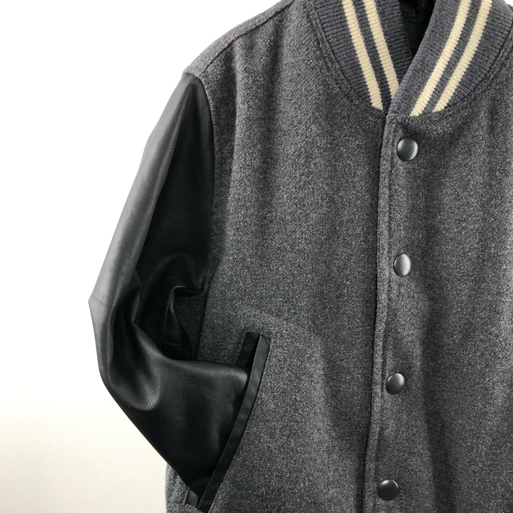 GAP varsity jacket - Picture 2 of 8